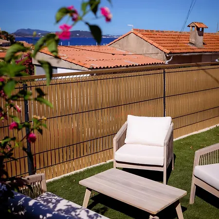 Maisonnette Vue Au Pradet Holiday home
