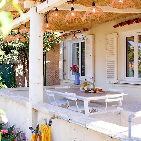Maisonnette Vue Au Pradet Holiday home