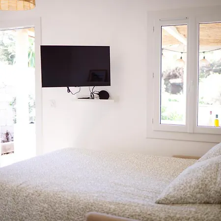 Maisonnette Vue Au Pradet Ле-Праде