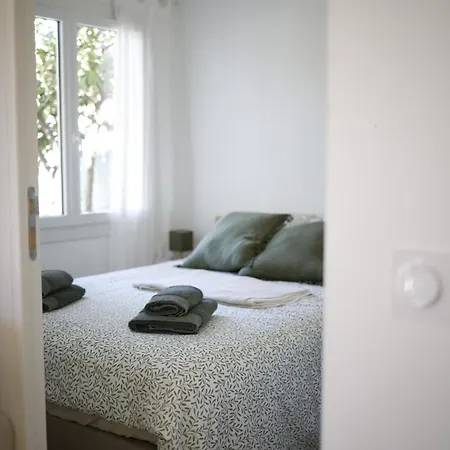 Maisonnette Vue Au Pradet * Le Pradet