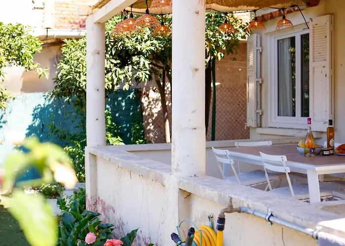 Maisonnette Vue Au Pradet